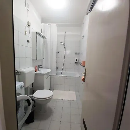 Bp Apartman Porec Exterior photo